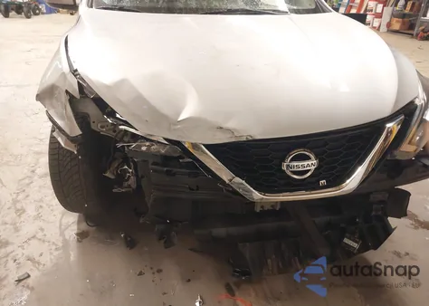 2018 Nissan Sentra S из США, поврежденный, VIN 3N1AB7AP5JY299160